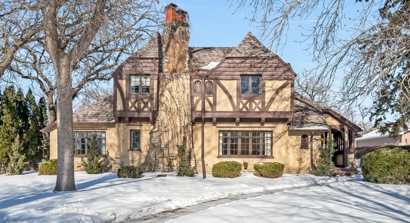 126 W 2nd Street Blue Earth MN 56013
